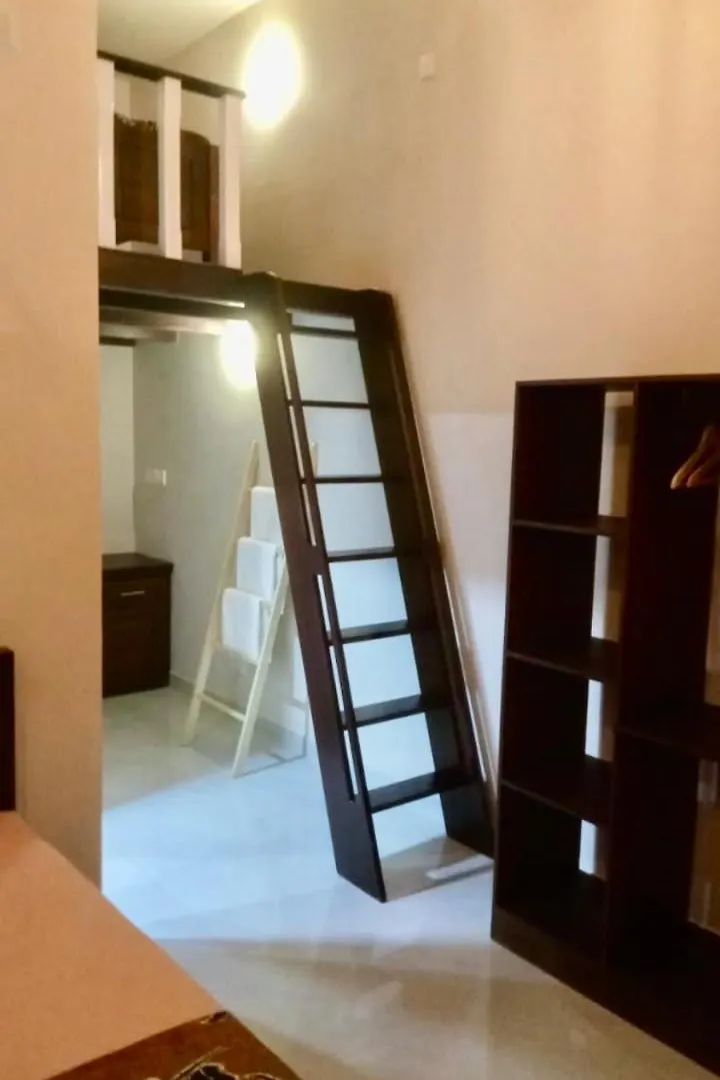 Apartment Transit Studio Katunayake
