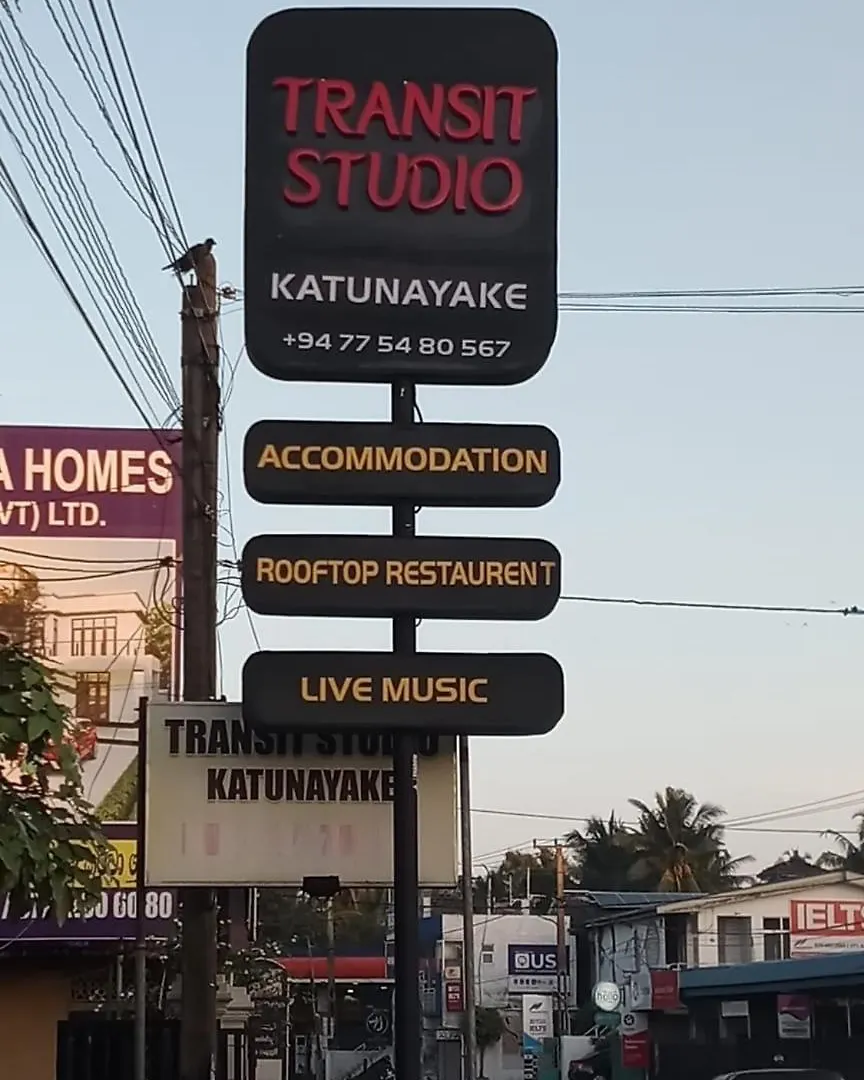 Transit Studio Katunayake Apartment